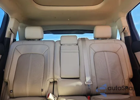 2019 Lincoln Nautilus Reserve z USA, uszkodzony, nr VIN 2LMPJ6L93KBL35893